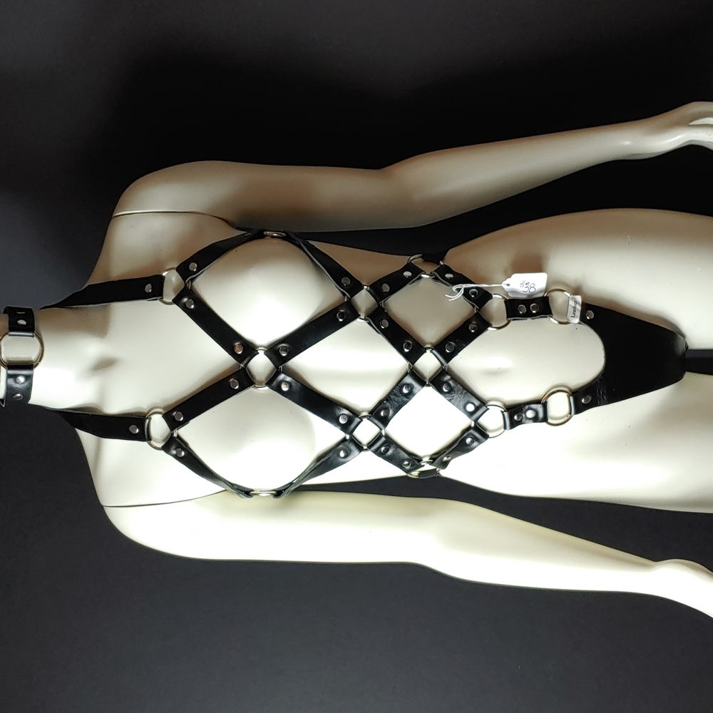 NWT Genuine Leather Cage Body Bondage Belt Body Harness